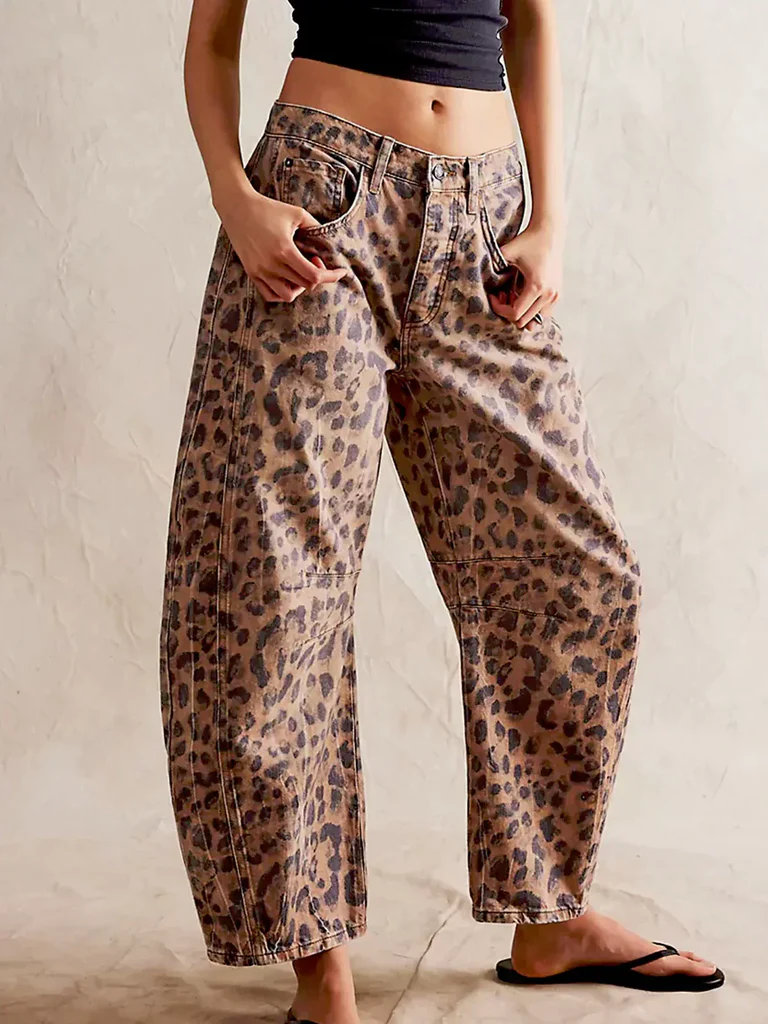 Moncelia Kathleen Sculpted Barrel Leg Denim Jeans
