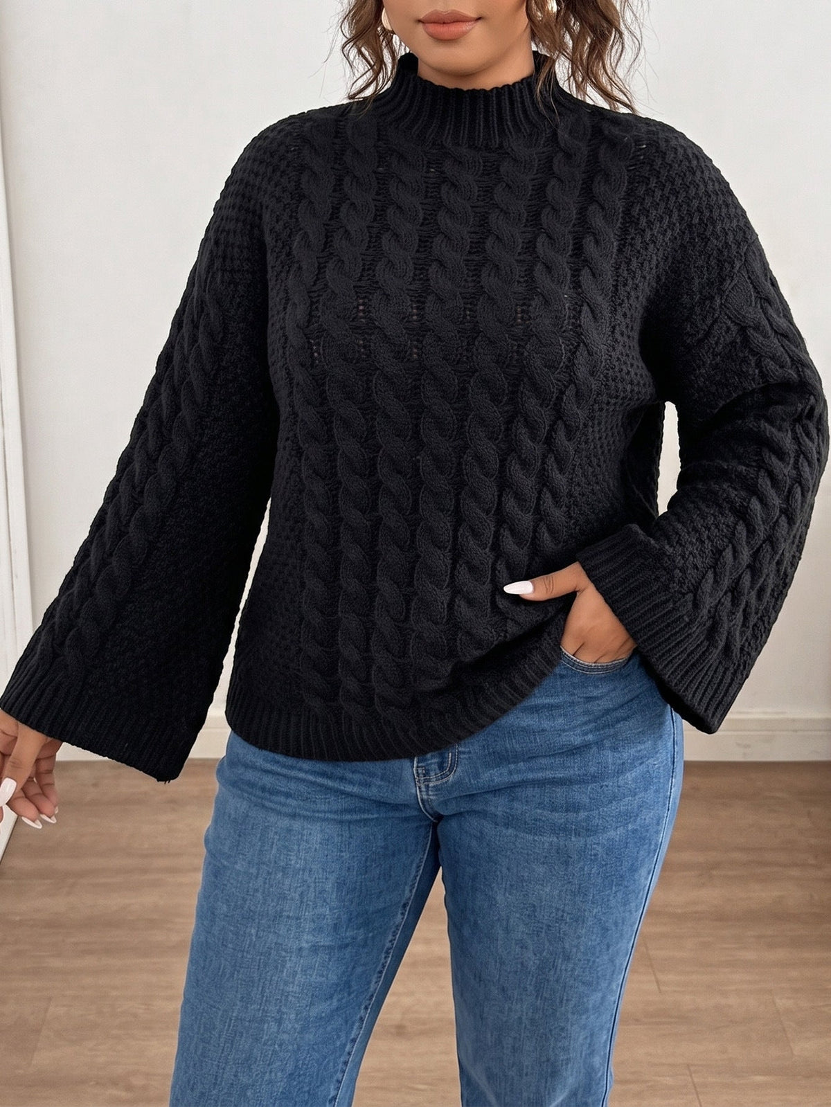 Moncelia Ronja Chunky Cable Flare Sleeve Sweater