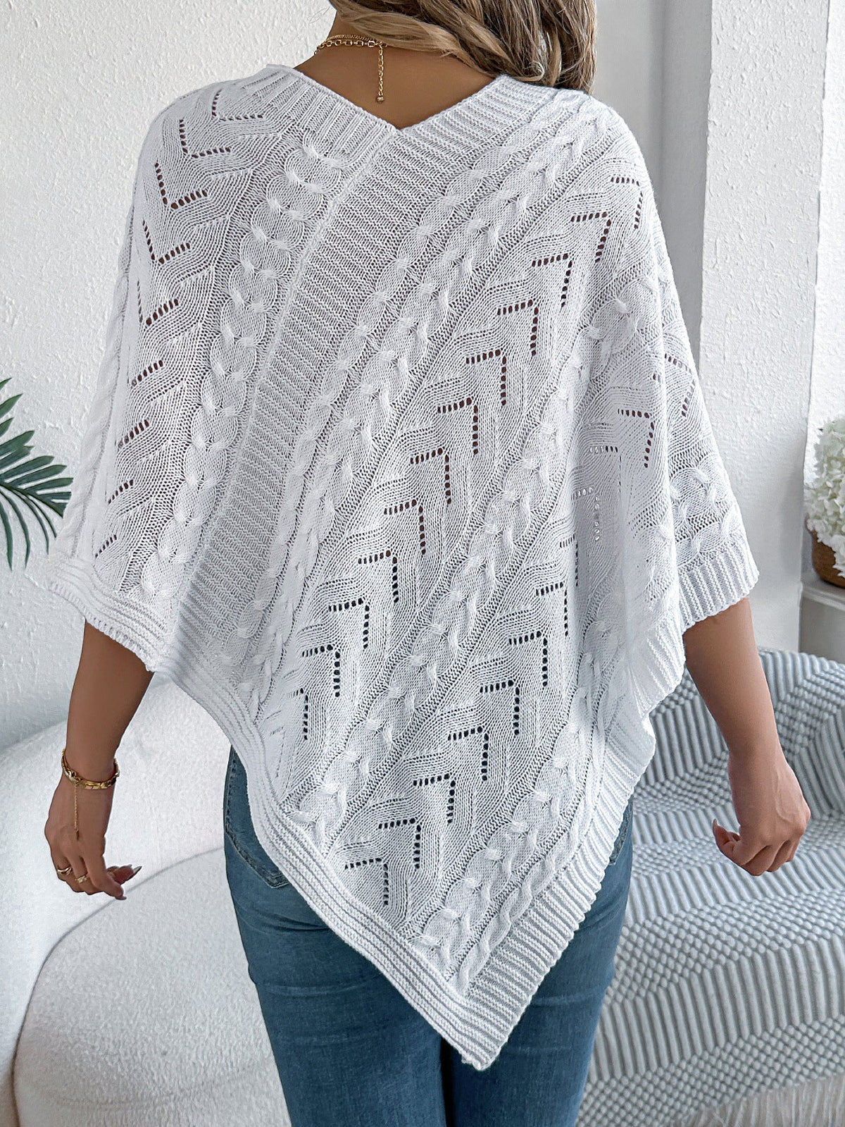 Moncelia Dalila Cable Knit V-Neck Cape Poncho