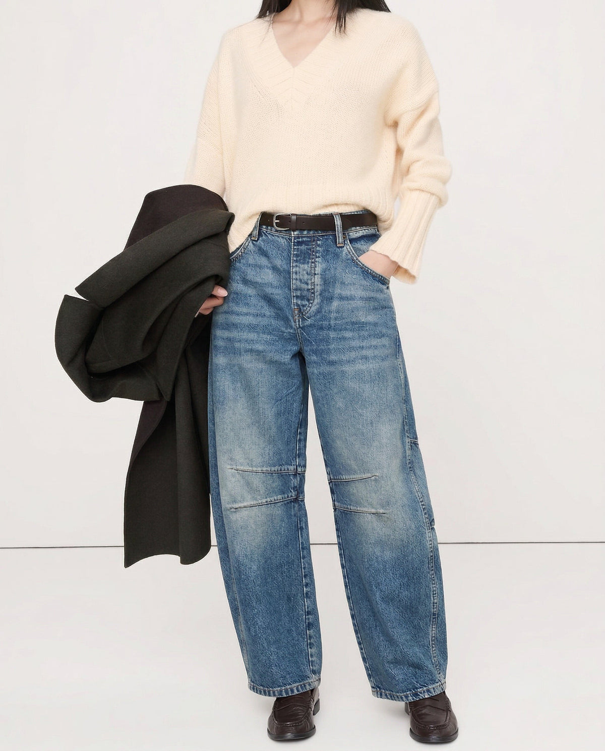 Moncelia Kathleen Sculpted Barrel Leg Denim Jeans