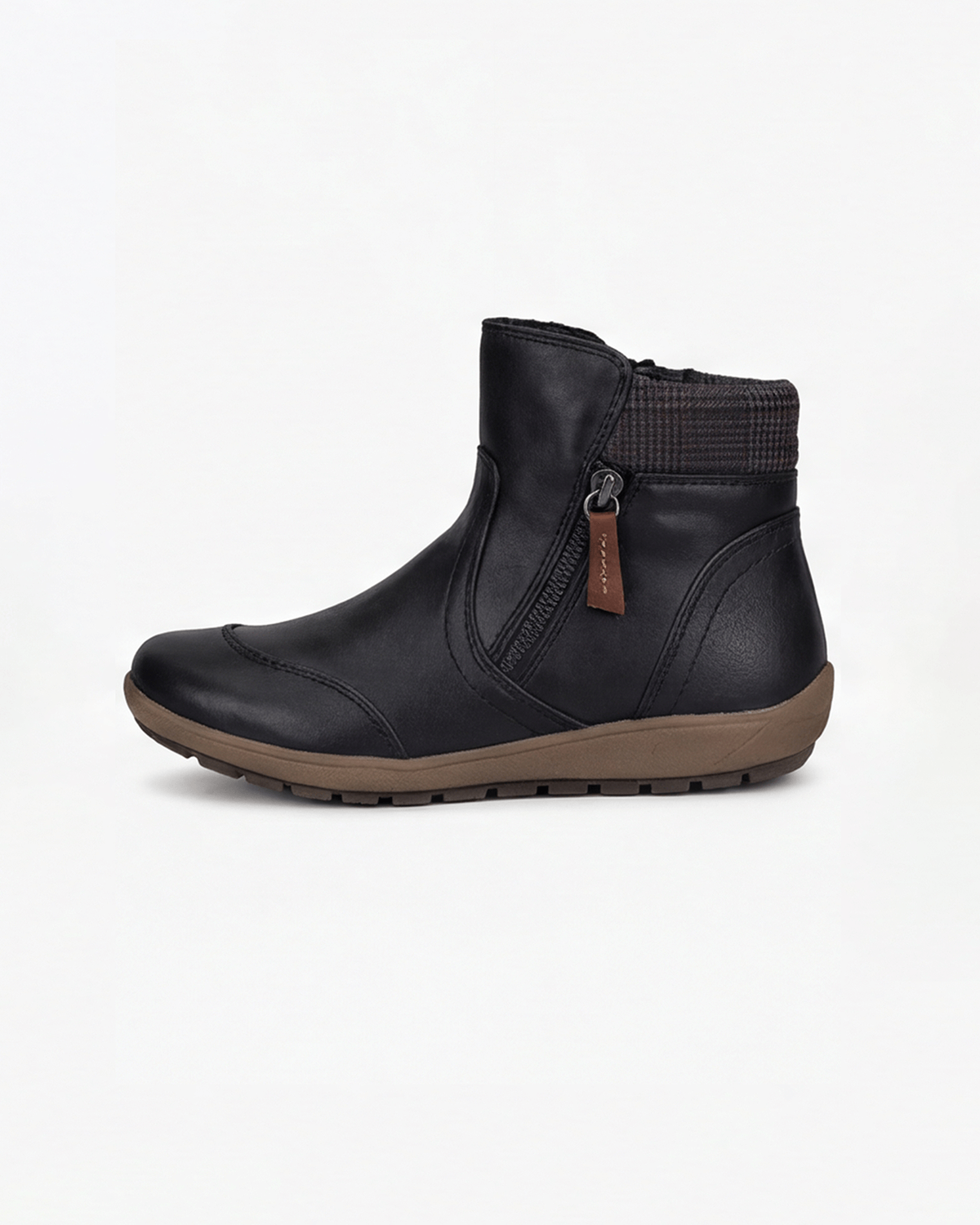 Moncelia Casilda Knit-Collar Flat Ankle Boots