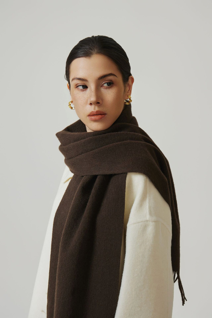 Moncelia Elvion Lambswool-Blend Scarf