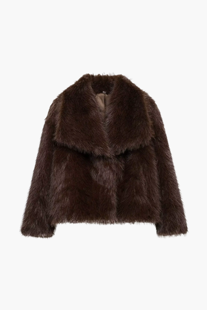 Moncelia Ebba Faux Fur Wide Collar Short Coat