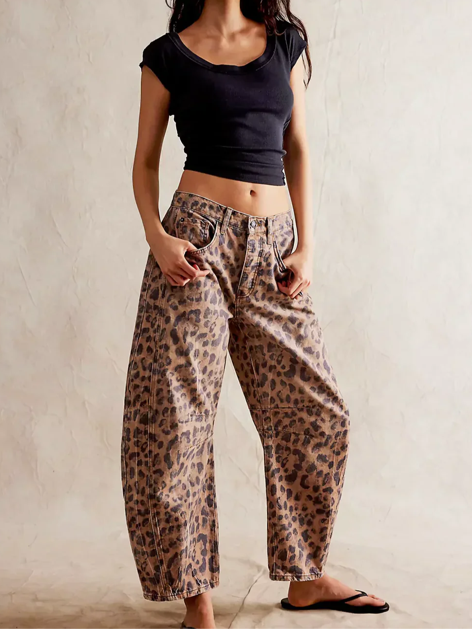 Moncelia Kathleen Sculpted Barrel Leg Denim Jeans