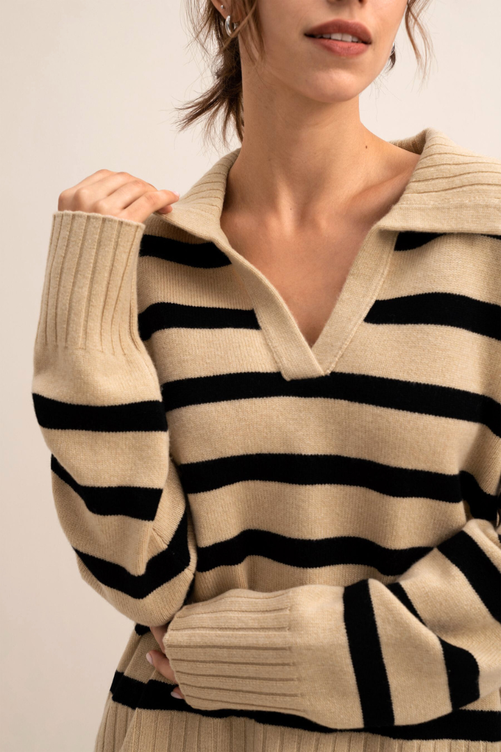 Moncelia Axelle Striped Collared V-Neck Sweater