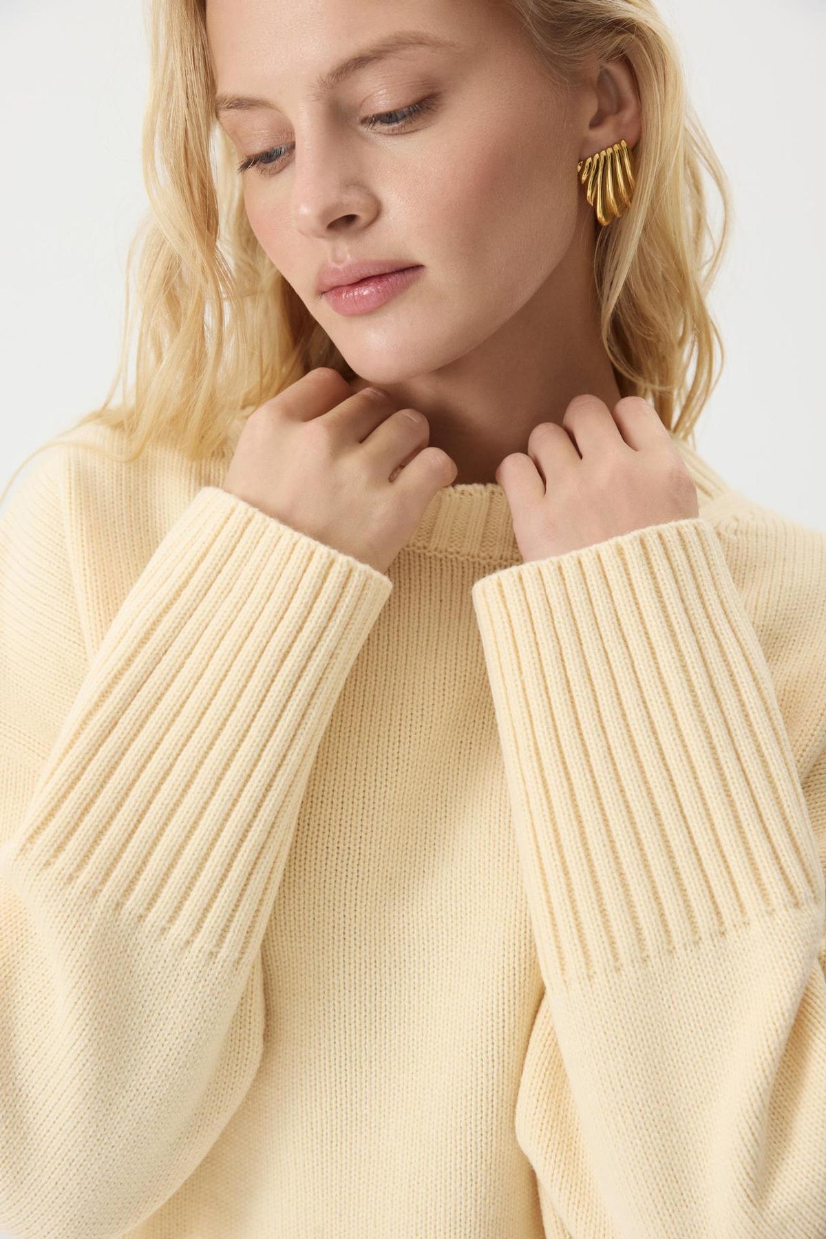 Moncelia Ottilia Cotton-Blend Crew Neck Drop Shoulder Sweater