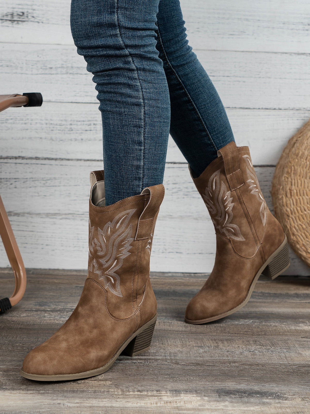 Moncelia Bianca Embroidered Mid-Calf Western Boots
