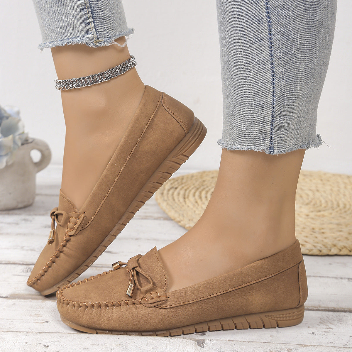Moncelia Ersilia Whipstitch Bow Moccasin Loafers