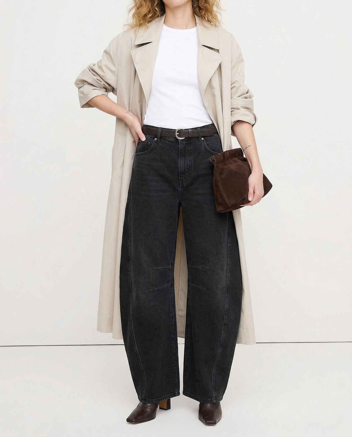 Moncelia Kathleen Sculpted Barrel Leg Denim Jeans
