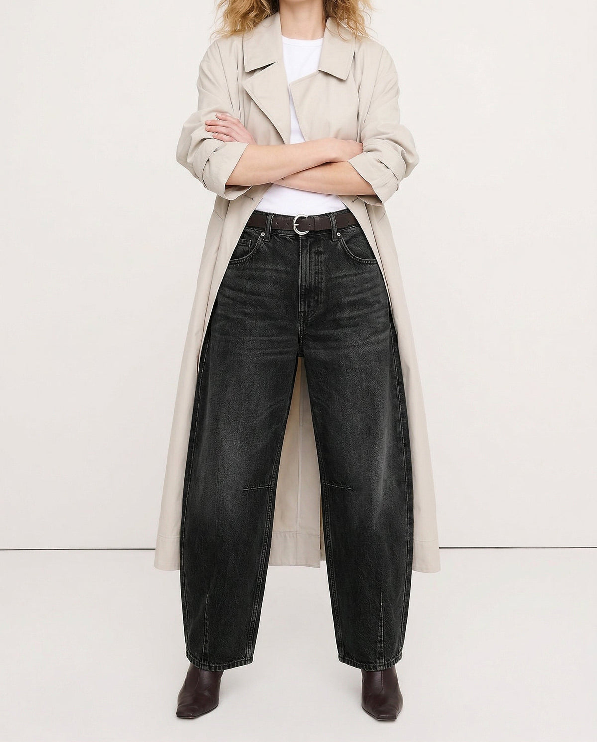 Moncelia Kathleen Sculpted Barrel Leg Denim Jeans