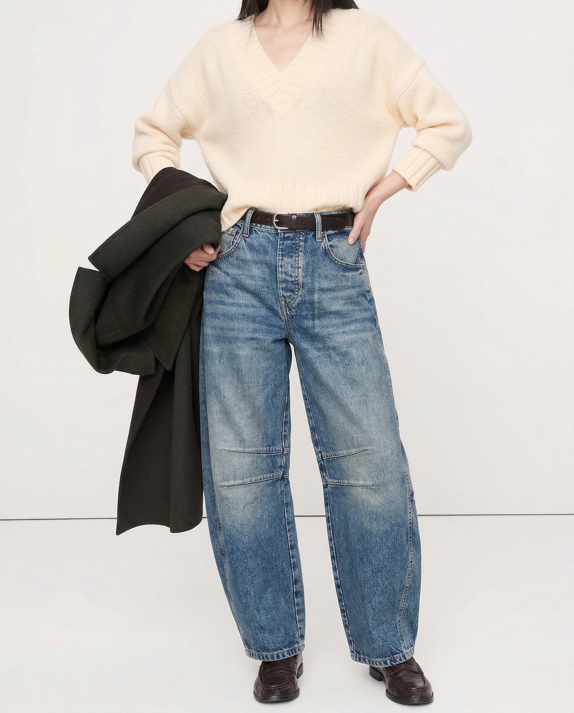 Moncelia Kathleen Sculpted Barrel Leg Denim Jeans